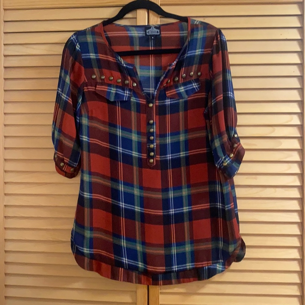 Woman’s blouse